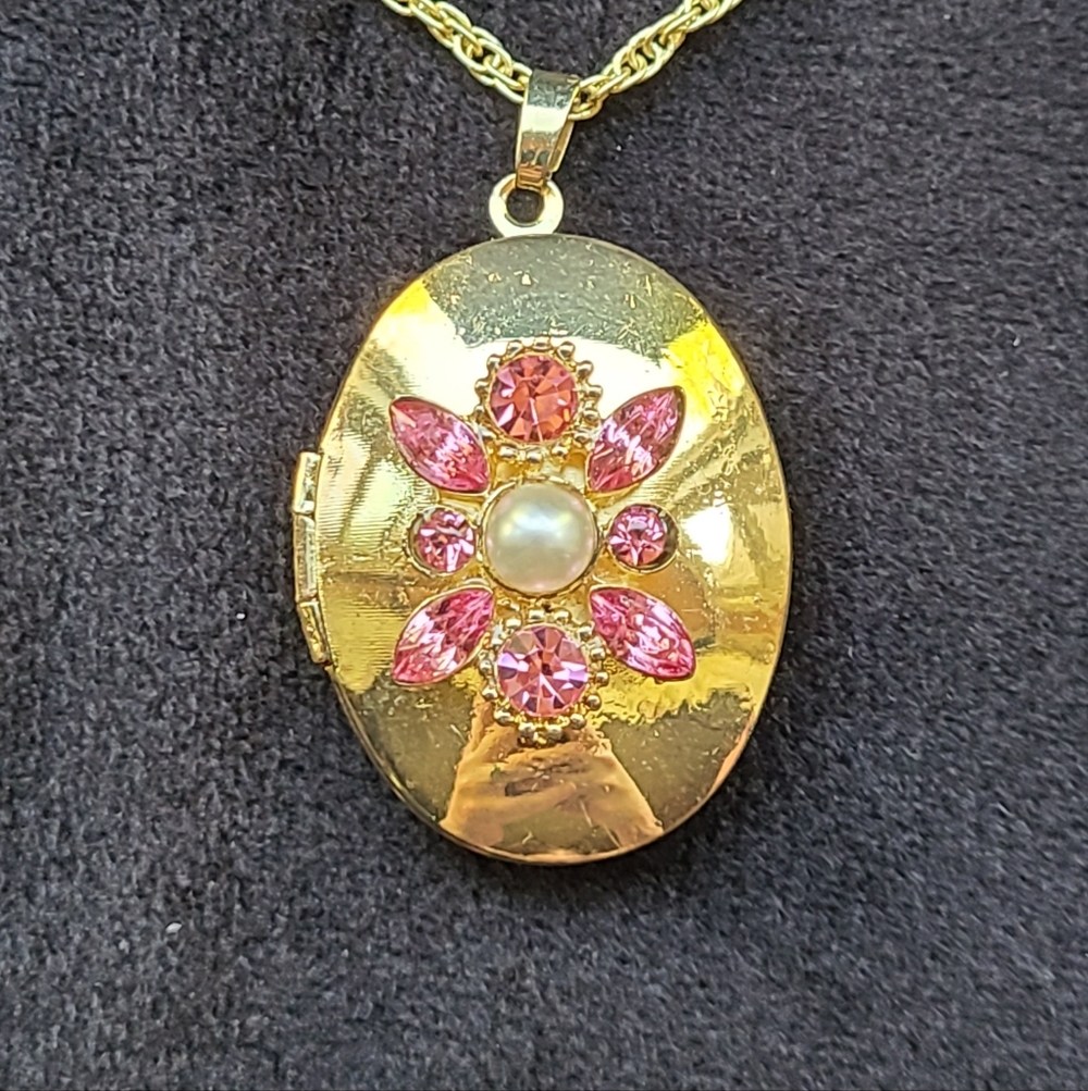 Vintage Pink Glass Locket Necklace